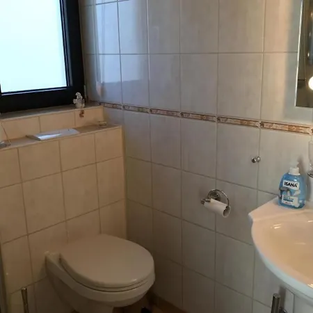 E13 Mit Garten- Terrasse Und Deichbli By Interhome * Grosswurden