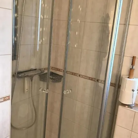 Dom wakacyjny E13 Mit Garten- Terrasse Und Deichbli By Interhome Grosswurden